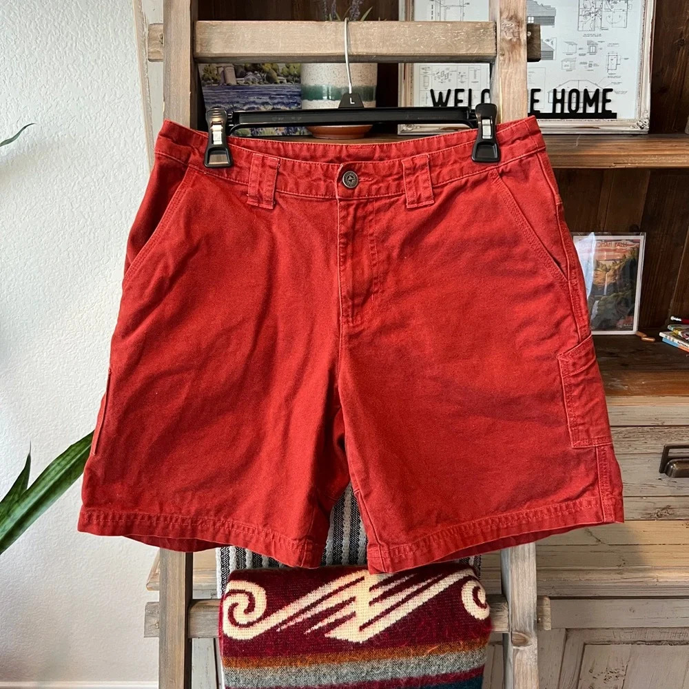 Vintage Patagonia women’s stand up short size 4